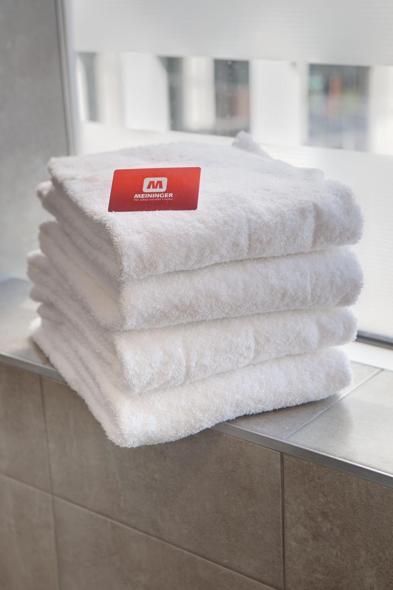 Meininger Hotel Berlin Alexanderplatz Ngoại thất bức ảnh