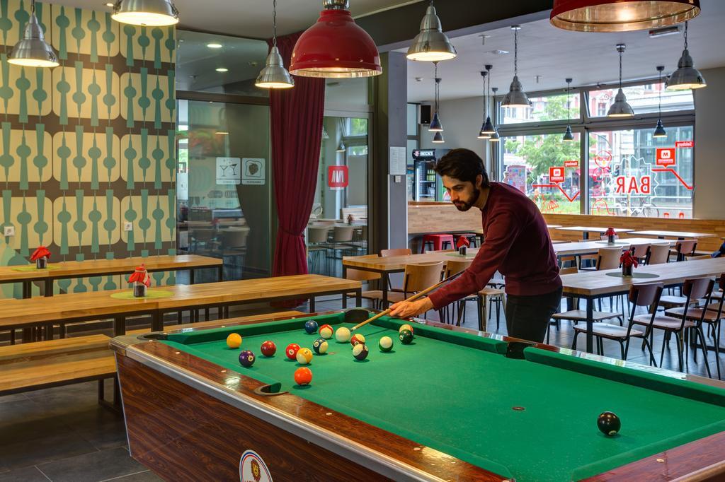 Meininger Hotel Berlin Alexanderplatz Ngoại thất bức ảnh