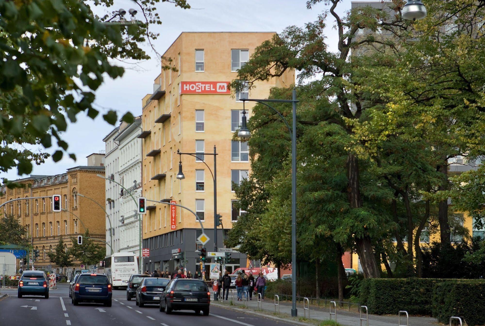 Meininger Hotel Berlin Alexanderplatz Ngoại thất bức ảnh